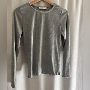 Abercrombie & Fitch Light Gray Ribbed Long-Sleeve Top